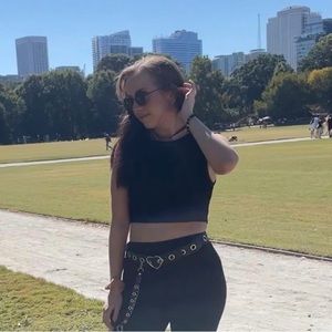 Meet your Posher, Alexis